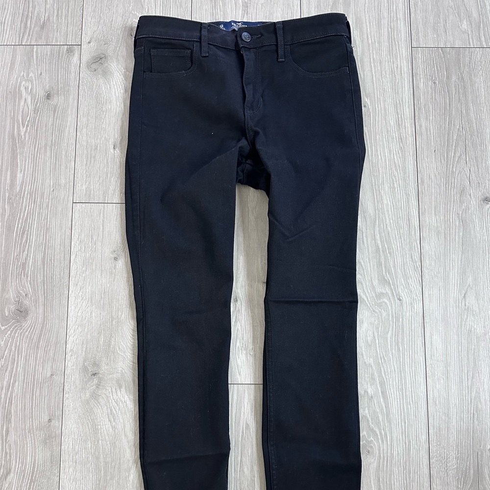 Hollister Black Mid-Rise Super Skinny Jeans